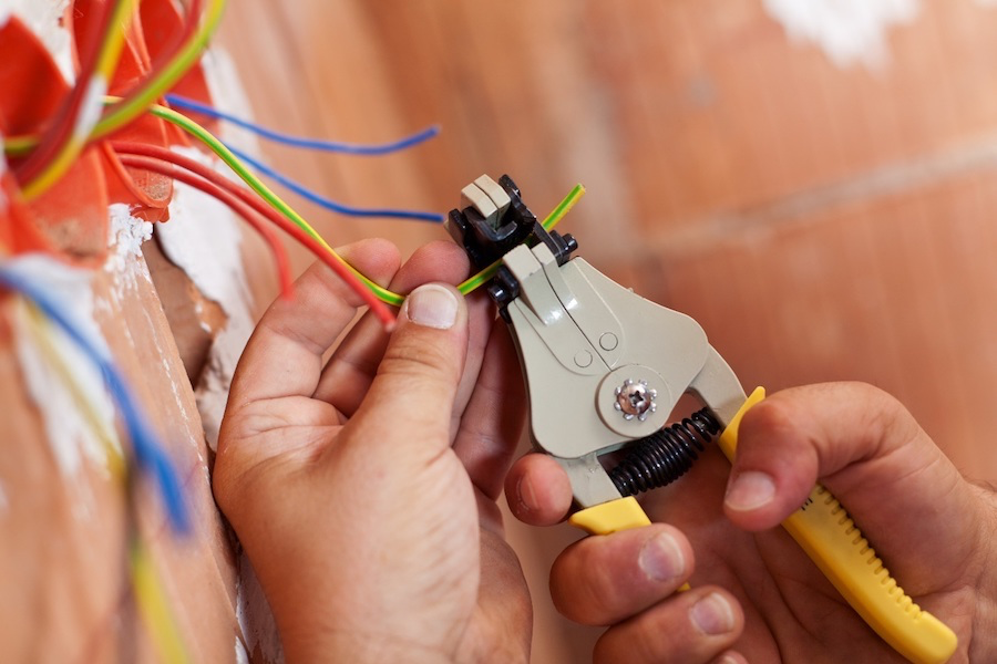4 Simple Reasons You Should Work With a Home Automation Installer